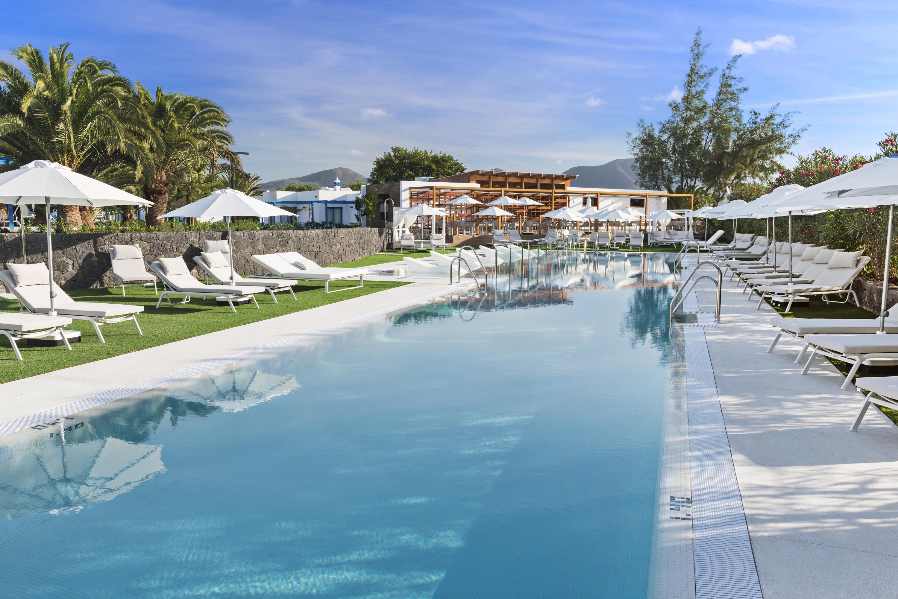 Elba Premium Suites - Adults Only Playa Blanca (Lanzarote) Exterior foto